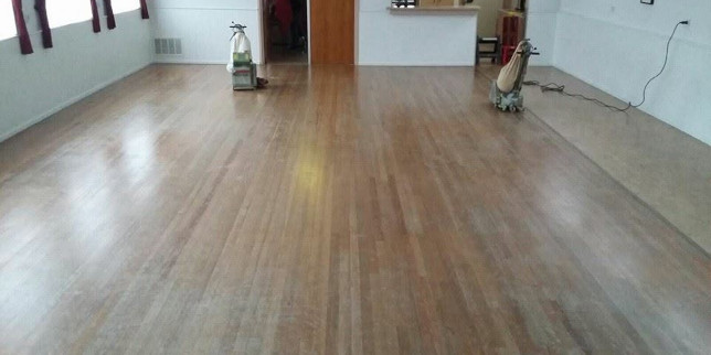 Afbeelding renovatie van parketvloer.